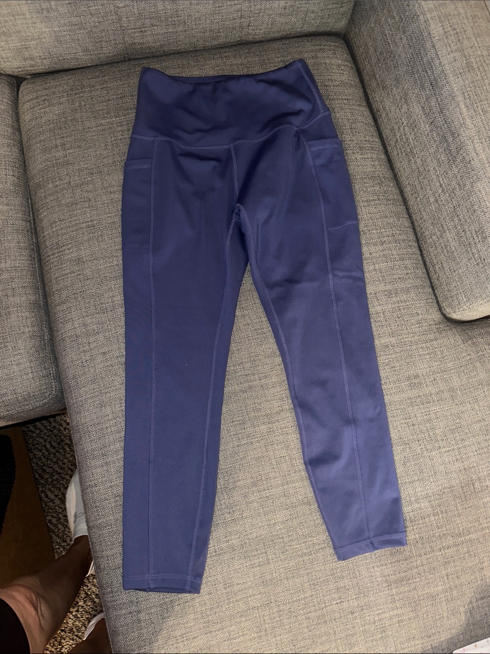 High-Rise Navy Pocket Performance Leggings